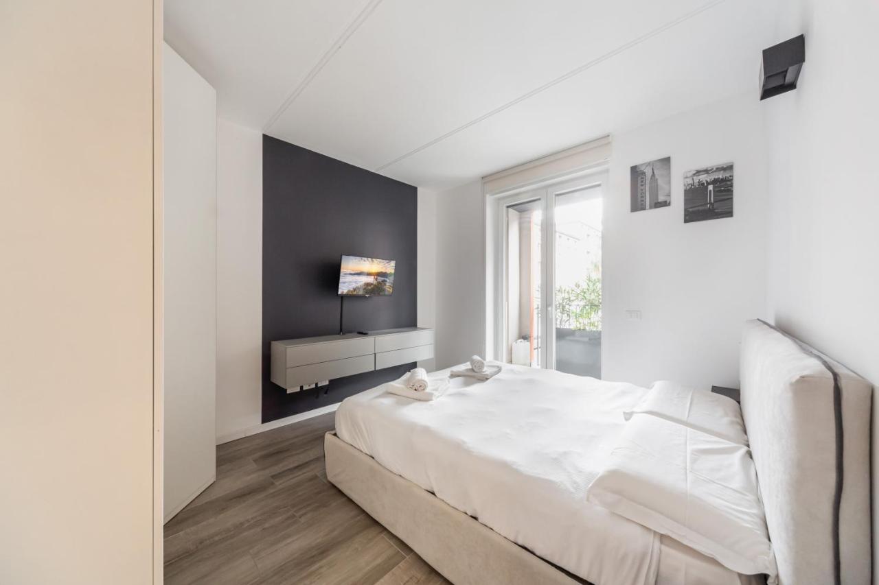 Comfy Apt With Private Parking & Balcony Milán Exteriér fotografie